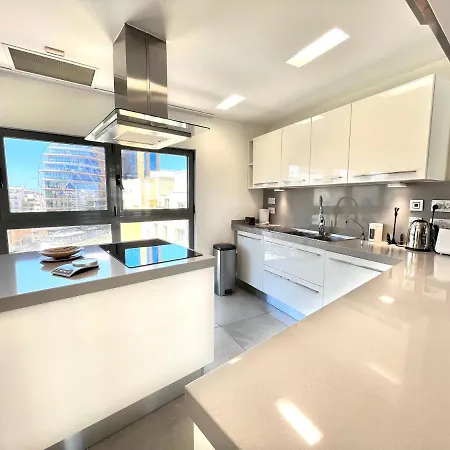 3 Double Bedroom *